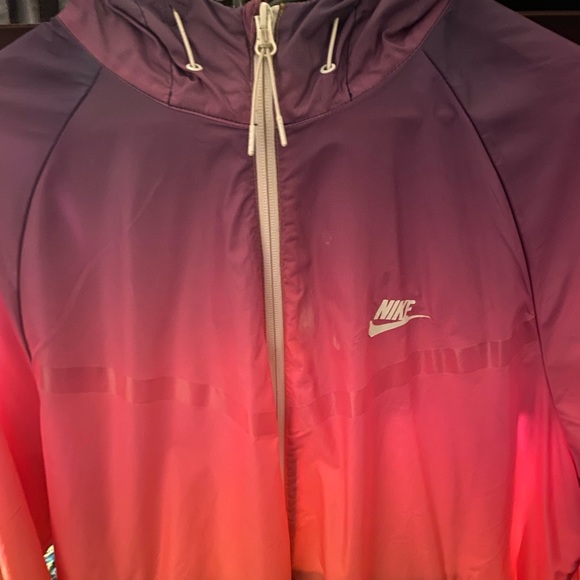 nike sunset windbreaker
